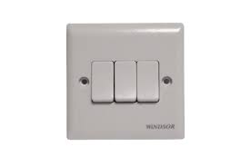 3 GANG 2 WAY PLATE SWITCH 10A 3 GANG 2 WAY PLATE SWITCH WINDSOR